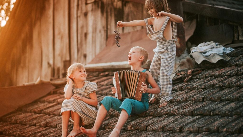 Social Skills Start Early: What Children Learn Before Age 5 | River ...